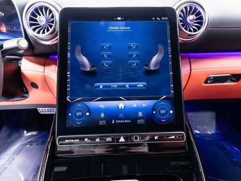 Used 2024 Mercedes-Benz SL 55 AMG SL 55 AMG image 19