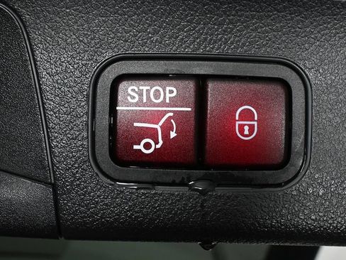 Certified 2026 Mercedes-Benz GLA 250 image 30