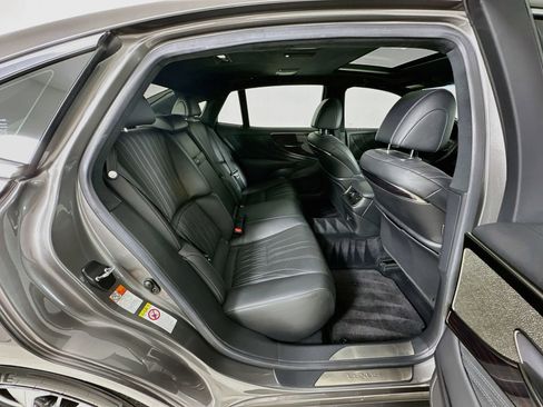 Used 2019 Lexus LS 500 w/ Interior Upgrade Package RWD image 30
