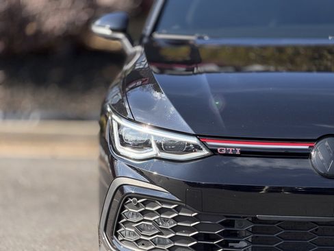 Used 2024 Volkswagen GTI SE w/ SE Leather Seats Package image 4