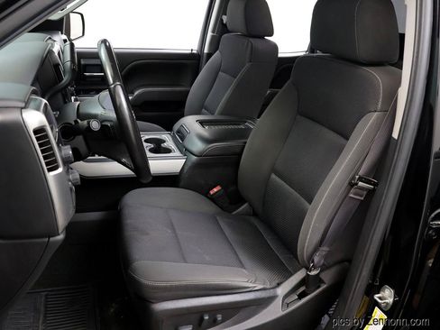 Used 2017 Chevrolet Silverado 1500 LT w/ Midnight Edition AWD/4WD image 11