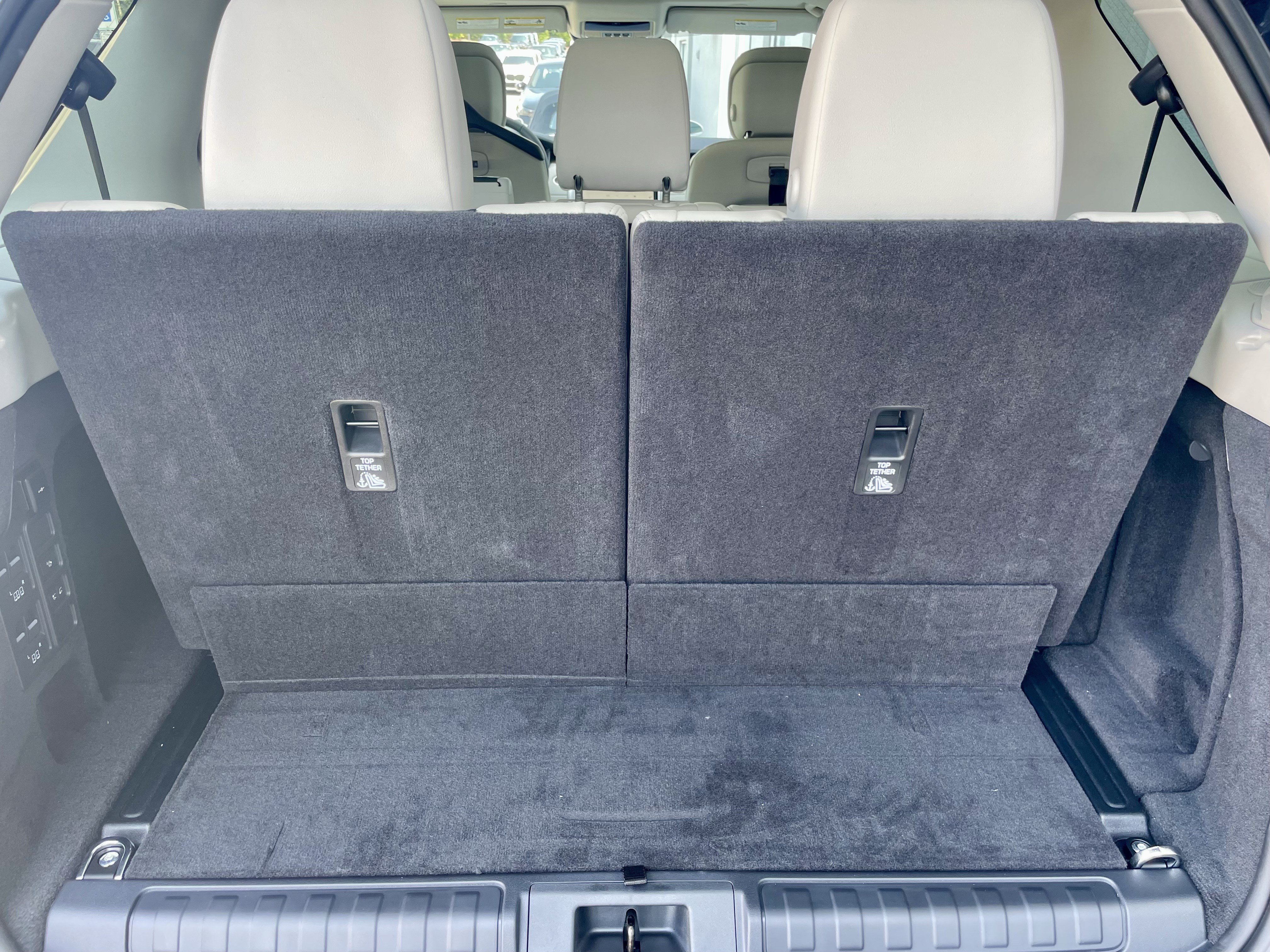 New 2026 Land Rover Discovery Dynamic SE AWD/4WD image 40