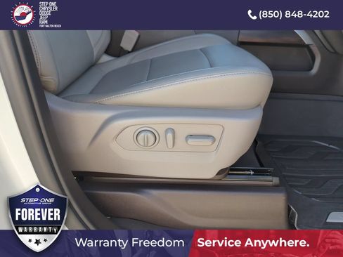 Used 2019 GMC Sierra 1500 SLT w/ SLT Premium Plus Package RWD image 36