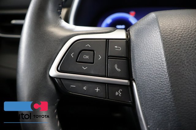 Used 2024 Toyota Highlander Limited AWD/4WD image 16
