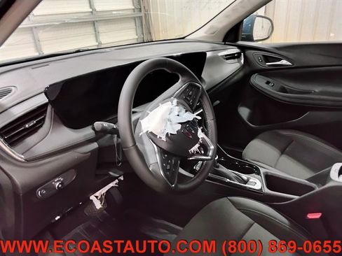 Used 2025 Buick Encore GX Preferred FWD image 11
