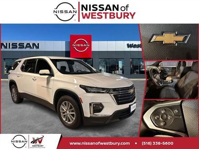 Used 2023 Chevrolet Traverse LT