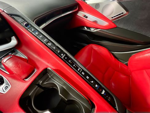 Used 2023 Chevrolet Corvette Stingray Preferred Cpe w/ Z51 Performance Package image 27