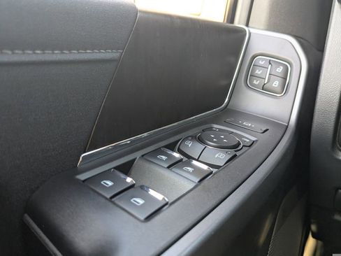 New 2025 Ford F250 Lariat w/ Lariat Ultimate Package image 27