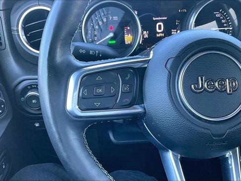 Used 2021 Jeep Wrangler Unlimited Sahara w/ Cold Weather Group image 10