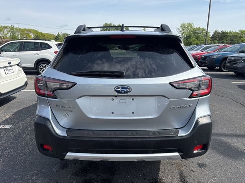 Certified 2024 Subaru Outback Limited AWD/4WD image 4