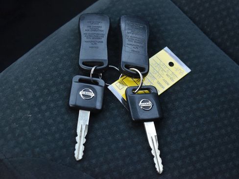 Used 2011 Nissan Versa 1.8 S w/ PWR Plus Pkg image 30