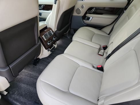 Used 2021 Land Rover Range Rover Westminster Edition image 30