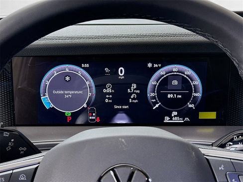 New 2026 Volkswagen Tiguan SE R-Line AWD/4WD image 14