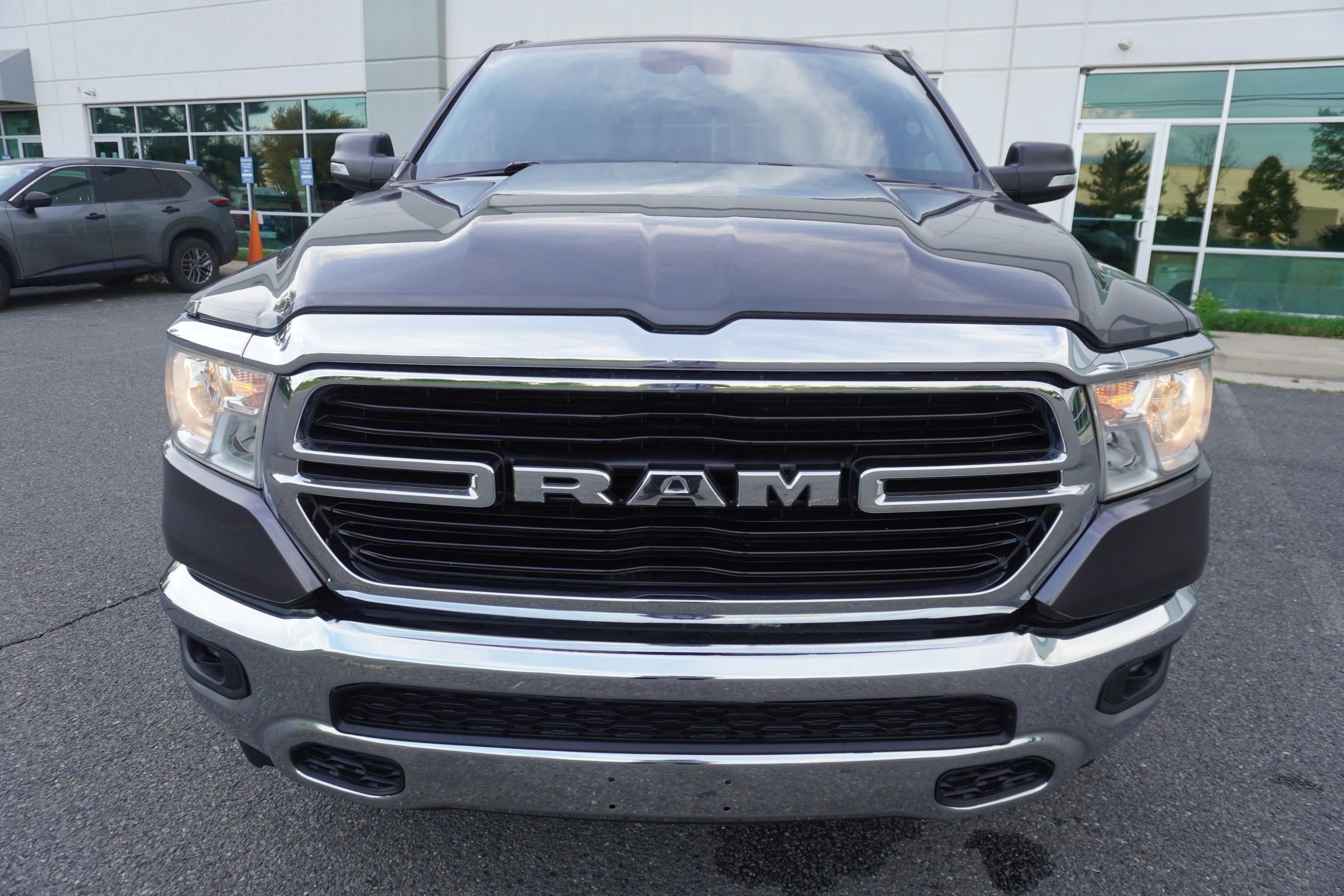 Used 2021 RAM 1500 Big Horn AWD/4WD image 2