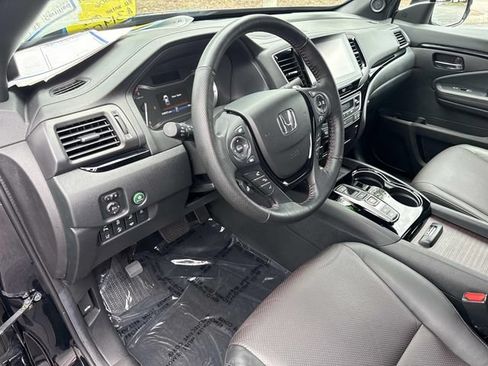Certified 2022 Honda Ridgeline Black Edition image 22