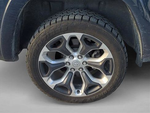 Used 2023 RAM 1500 Limited AWD/4WD image 7