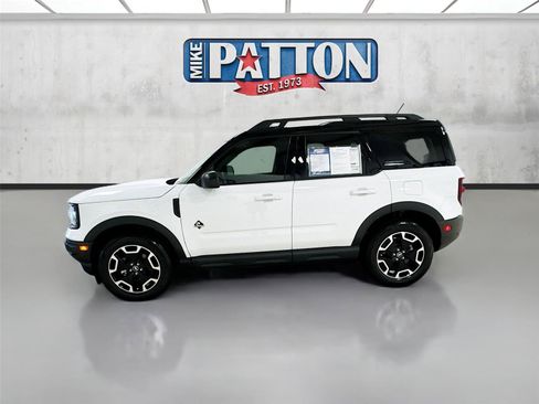 Used 2024 Ford Bronco Sport Outer Banks w/ Tech Package AWD/4WD image 4