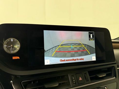 Used 2023 Lexus ES 350 w/ Premium Package image 21