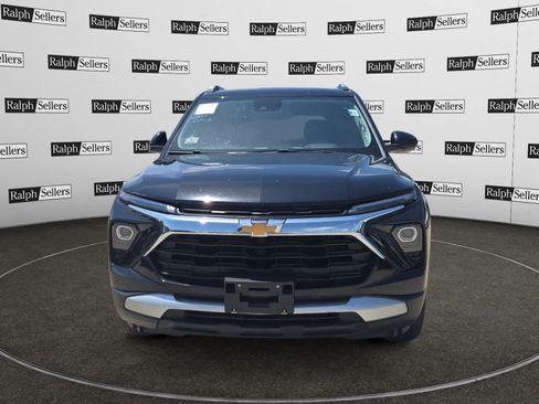 Used 2025 Chevrolet TrailBlazer LT AWD/4WD image 8
