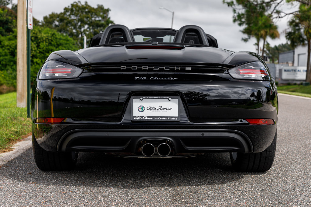 Used 2025 Porsche 718 Boxster RWD image 8