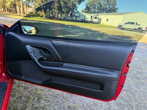 Used 2002 Chevrolet Camaro Z28 w/ SS Performance/Appearance Pkg RWD image 18