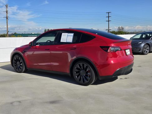 Used 2023 Tesla Model Y Performance image 6