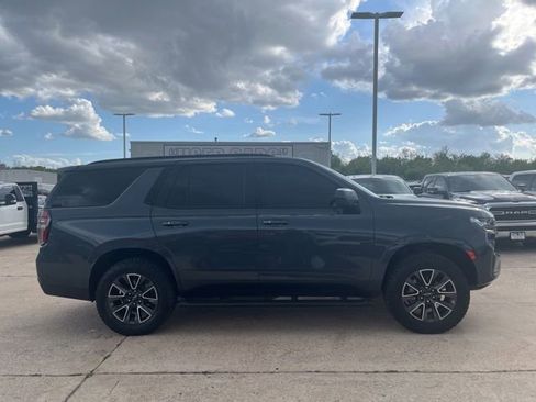 Used 2021 Chevrolet Tahoe Z71 w/ Rear Media and Nav Package image 5
