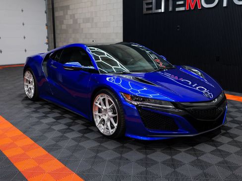 Used 2017 Acura NSX AWD/4WD image 13