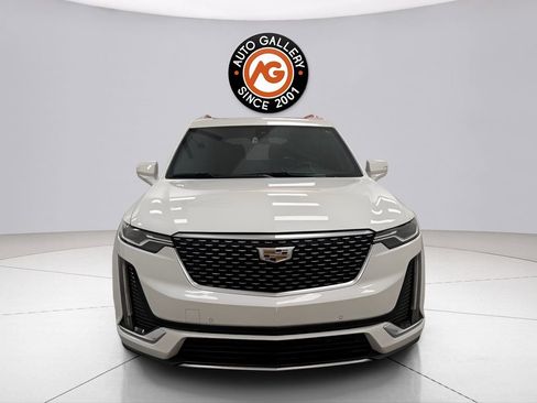Used 2020 Cadillac XT6 Premium Luxury FWD image 8