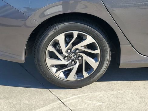 Used 2017 Honda Civic EX-T image 7