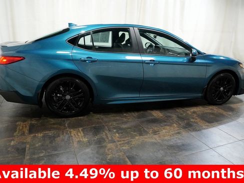 Certified 2025 Toyota Camry Hybrid image 4