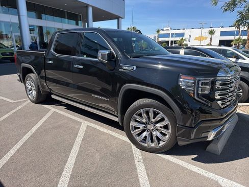 Used 2023 GMC Sierra 1500 Denali w/ Denali Reserve Package image 9