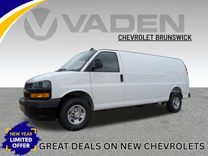 New 2025 Chevrolet Express 2500 Extended