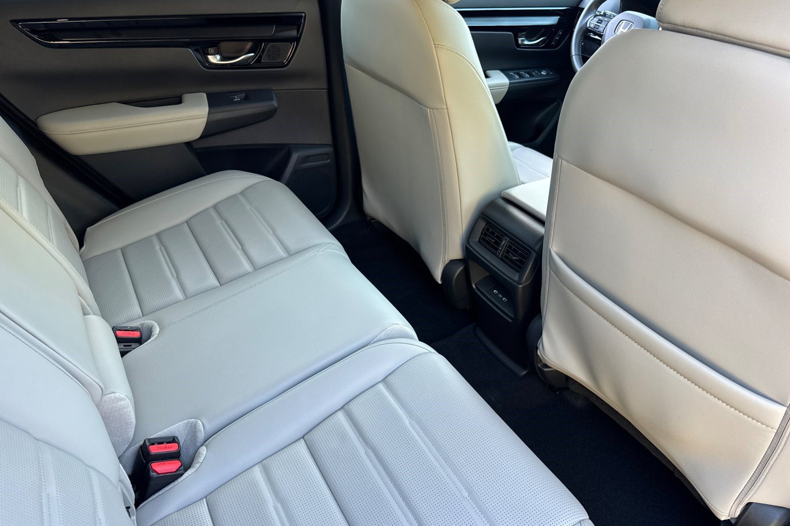 Used 2024 Honda CR-V EX-L image 32