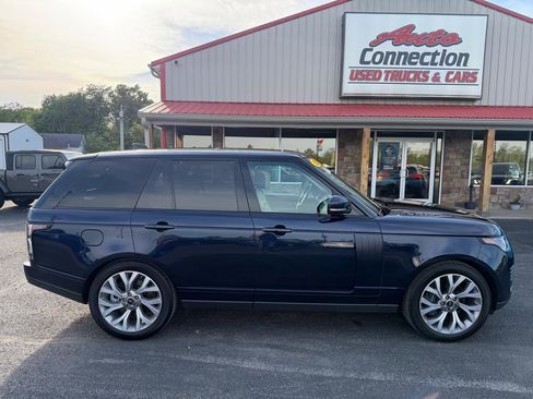 Used 2020 Land Rover Range Rover HSE AWD/4WD image 3