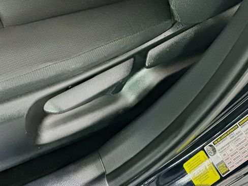 Used 2024 Toyota Corolla LE FWD image 13