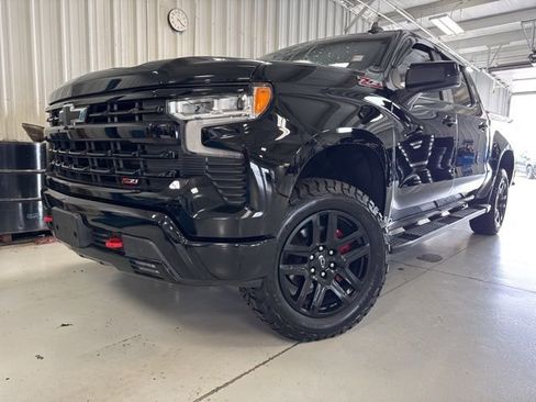 Used 2022 Chevrolet Silverado 1500 LT Trail Boss w/ Convenience Package II image 39