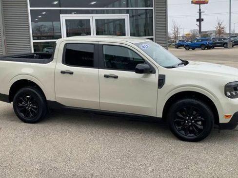 Certified 2024 Ford Maverick XLT w/ XLT Luxury Package image 3