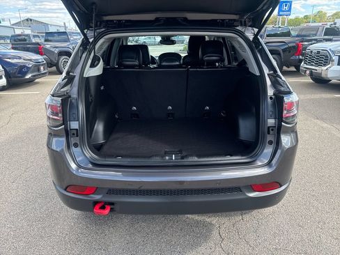 Used 2022 Jeep Compass Trailhawk w/ Trailhawk Elite Group AWD/4WD image 7