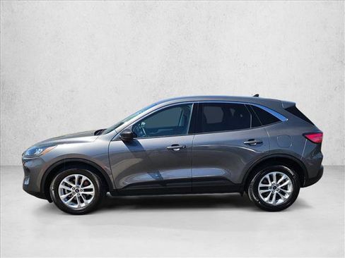 Used 2022 Ford Escape SE w/ Convenience Package FWD image 9