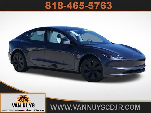 Used 2025 Tesla Model 3 Long Range image 1