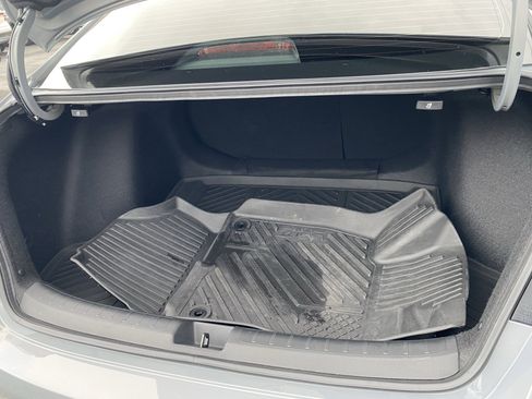 Used 2025 Honda Civic Sport image 12