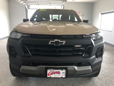 Used 2023 Chevrolet Colorado Trail Boss w/ Technology Package AWD/4WD image 6