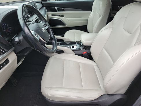 Used 2021 Kia Telluride S FWD image 3