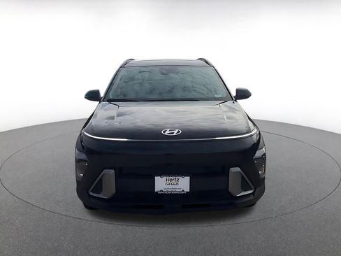 Used 2025 Hyundai Kona SEL image 4