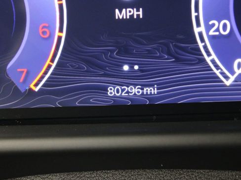 Used 2024 Jeep Wagoneer L Series II image 11