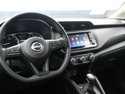 Used 2024 Nissan Kicks S image 14