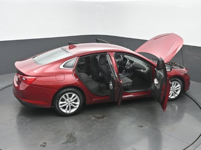 Used 2017 Chevrolet Malibu LT FWD image 61