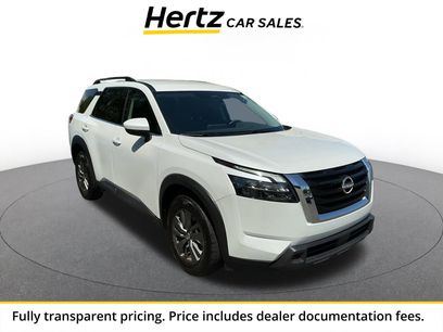 Used 2025 Nissan Pathfinder SV