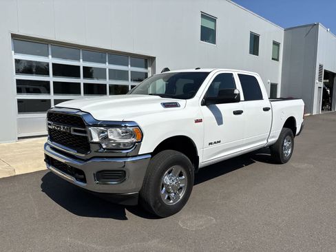 Used 2022 RAM 2500 Tradesman AWD/4WD image 1